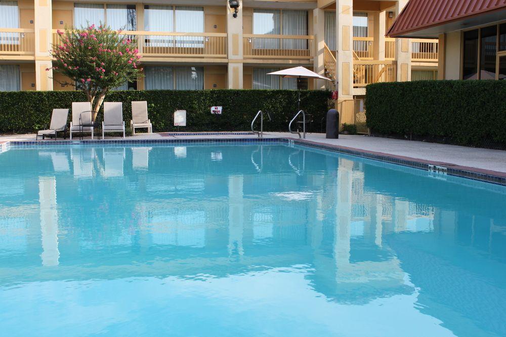 קונרו Hotel Elev8 מראה חיצוני תמונה