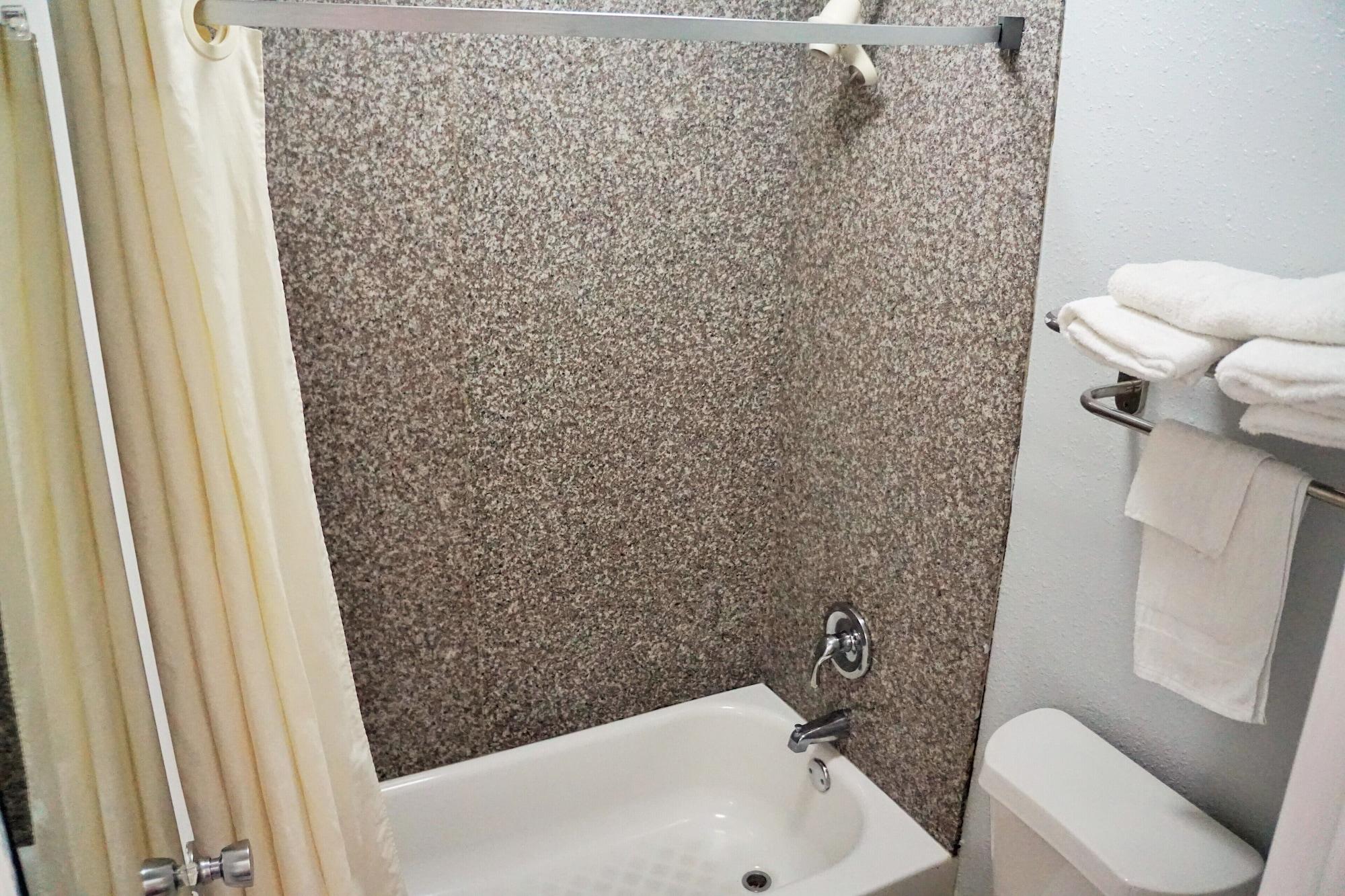 קונרו Hotel Elev8 מראה חיצוני תמונה