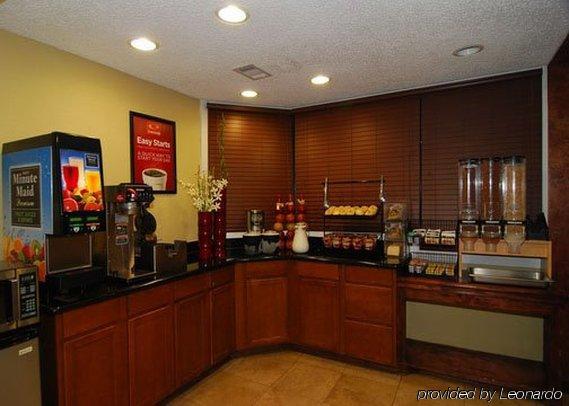 קונרו Hotel Elev8 מסעדה תמונה