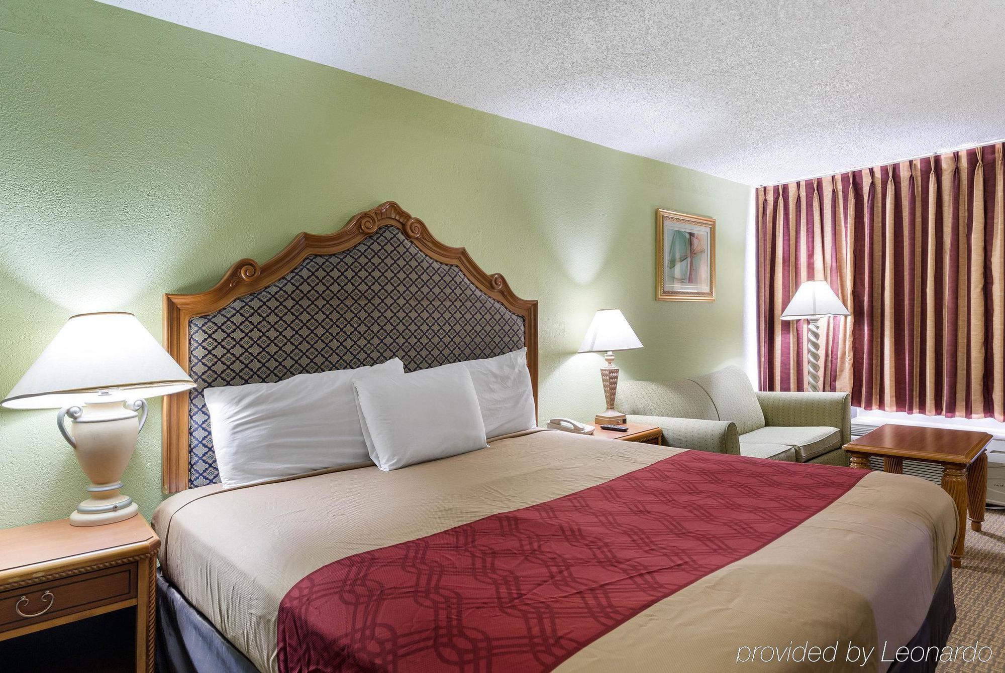 קונרו Hotel Elev8 מראה חיצוני תמונה